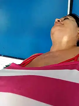 keilymadam online show from 09/25/25, 12:44