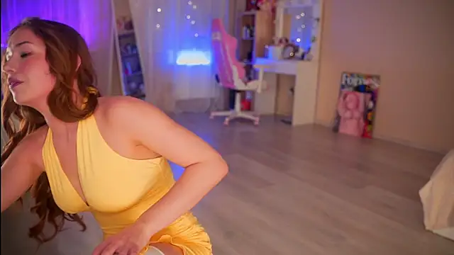 RosyEmily online show from 10/19/25, 01:36