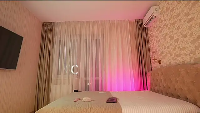 Snapshot of RosyEmily chatting on 06/18/26, 10:31 RosyEmily online show from 06/18/26, 10:31
