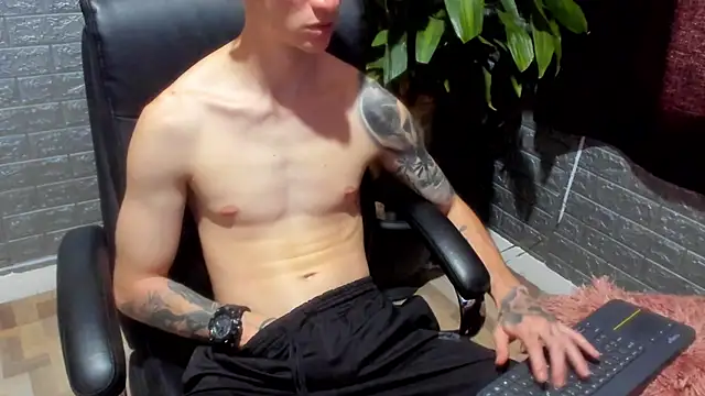 Snapshot of Dmtry6 chatting on 01/09/26, 06:48 Dmtry6 online show from 01/09/26, 06:48