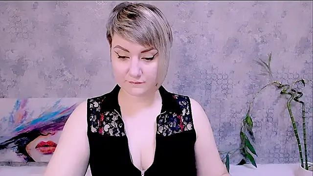 Djullia online show from 11/17/25, 06:17