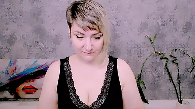 Djullia online show from 05/25/26, 06:01