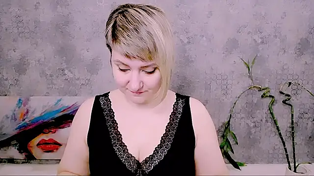 Djullia online show from 04/18/26, 05:10