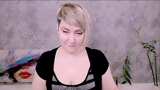 Djullia online show from 12/04/25, 05:06