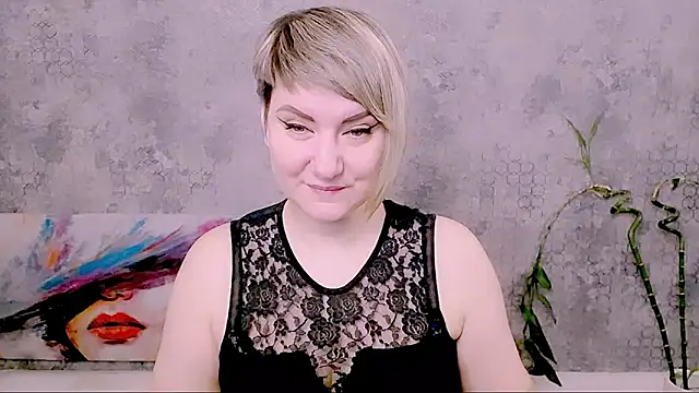 Djullia online show from 02/15/26, 06:14