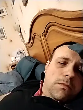 manubm03 online show from 01/06/26, 07:40