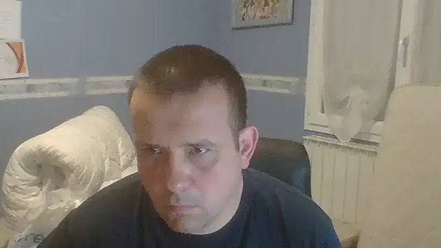 manubm03 online show from 11/13/25, 07:01