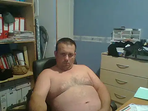 manubm03 online show from 07/06/26, 03:36