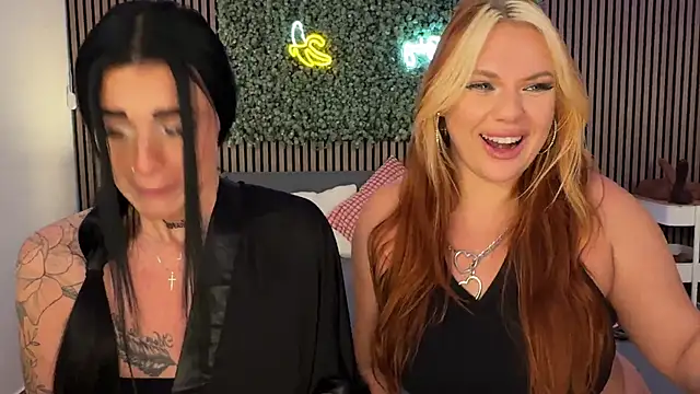 Snapshot of AnjaAmelia chatting on 11/01/25, 08:03 AnjaAmelia online show from 11/01/25, 08:03