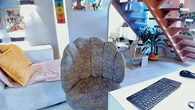 CelesteBreedlove online show from 09/09/25, 12:14