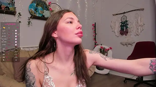 Kiralotus online show from 02/07/26, 05:37