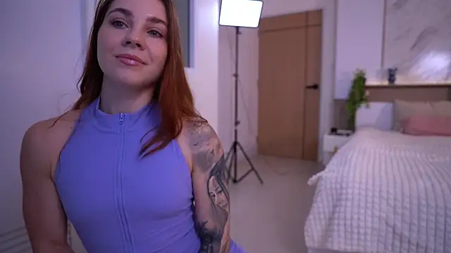Cute Foxyxh online show from 05/01/26, 03:22