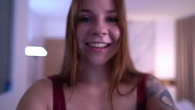 Snapshot of Cute_Foxy@xh chatting on 09/23/25, 03:24 Cute Foxyxh online show from 09/23/25, 03:24