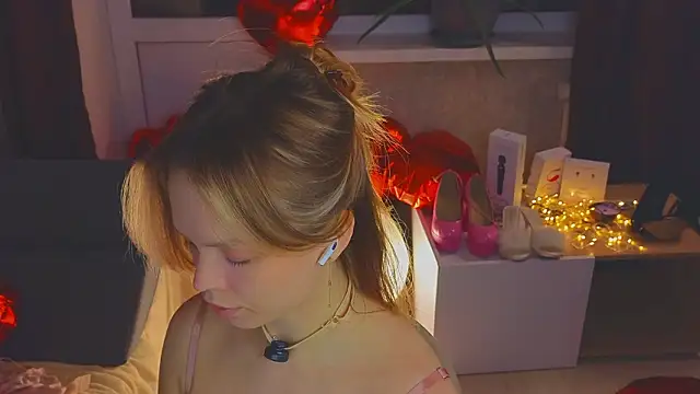 sinteas online show from 02/14/26, 03:56