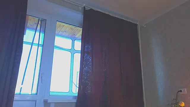 Snapshot of sinteas chatting on 06/18/26, 04:01 sinteas online show from 06/18/26, 04:01