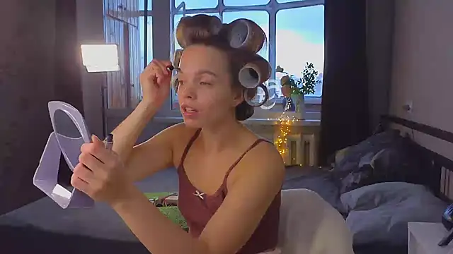 sinteas online show from 10/23/25, 10:14