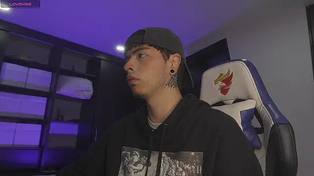  morghan  online show from 11/27/25, 03:07