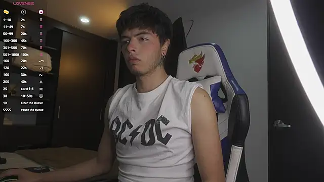  morghan  online show from 10/24/25, 03:38