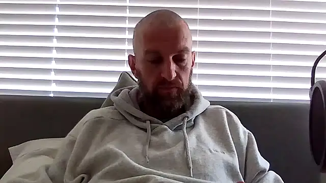 Matts1988 online show from 09/16/25, 01:45