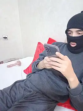 arabqueen online show from 11/18/25, 09:29