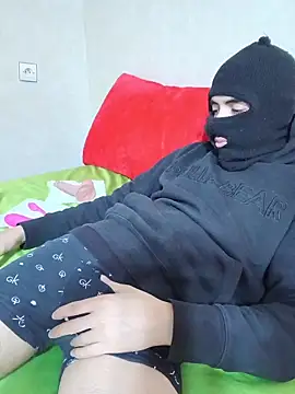 Snapshot of arabqueen chatting on 02/08/26, 08:39 arabqueen online show from 02/08/26, 08:39