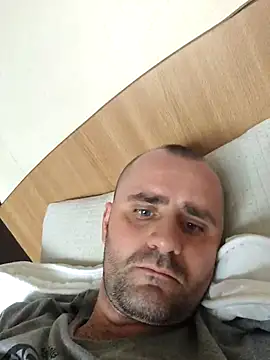 Govora online show from 11/10/25, 01:27