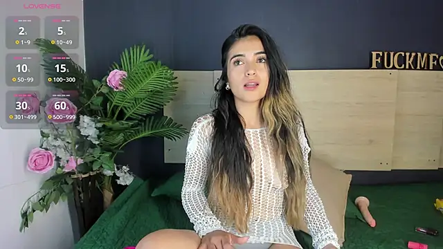 violet giraldo online show from 03/06/26, 07:42