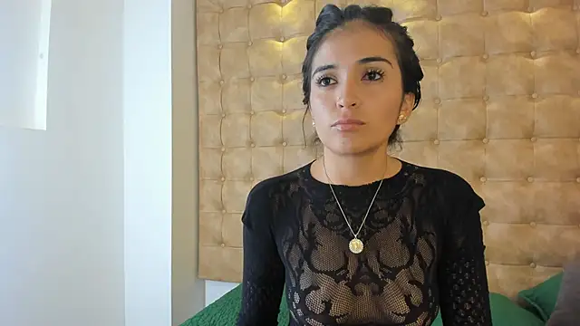 violet giraldo online show from 05/29/26, 07:42