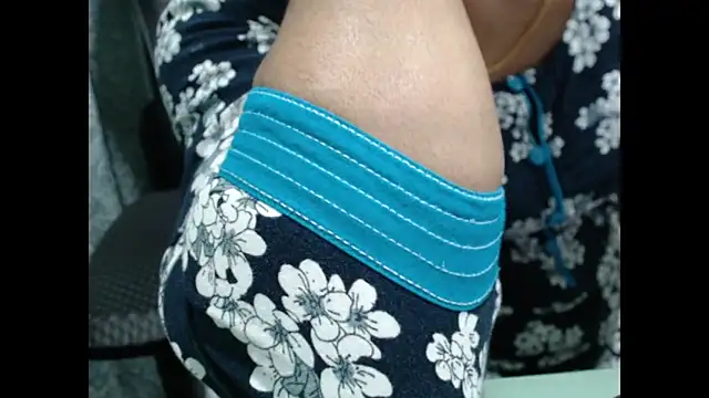 CuteRhea69 online show from 09/23/25, 01:18