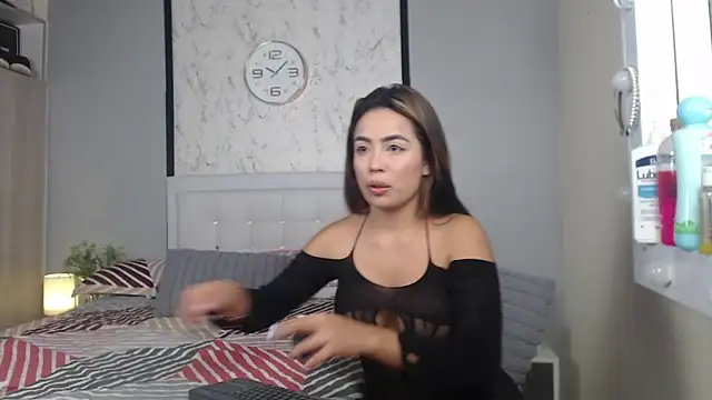 Sofia Blosom online show from 02/21/25, 04:18