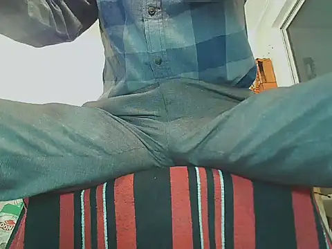 manan28 online show from 11/18/25, 04:49