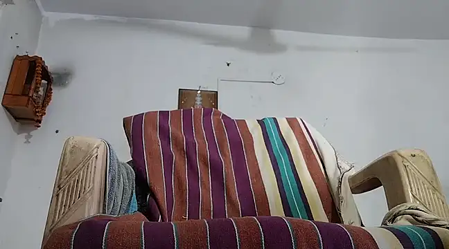 manan28 online show from 01/04/25, 12:27