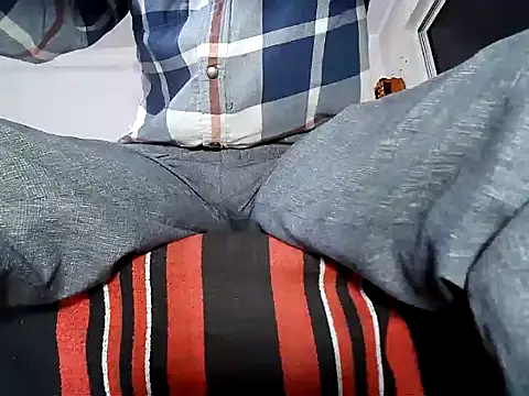 manan28 online show from 12/21/25, 11:56