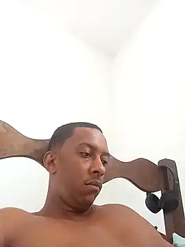 Pretinhoo25 online show from 02/17/26, 04:26