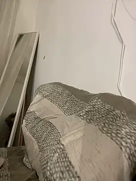 KrisMagnoly online show from 04/08/26, 11:17