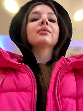 Snapshot of KrisMagnoly chatting on 01/07/26, 06:24 KrisMagnoly online show from 01/07/26, 06:24