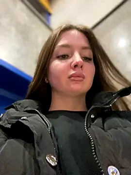 KrisMagnoly online show from 10/29/25, 02:27