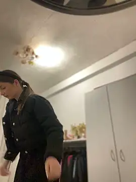 KrisMagnoly online show from 03/29/26, 05:47