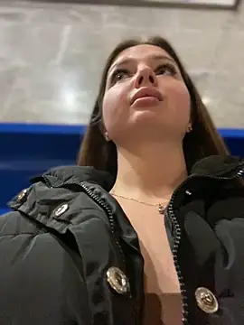 KrisMagnoly online show from 10/09/25, 04:40