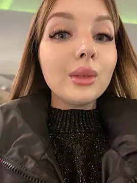 KrisMagnoly online show from 02/19/25, 02:44