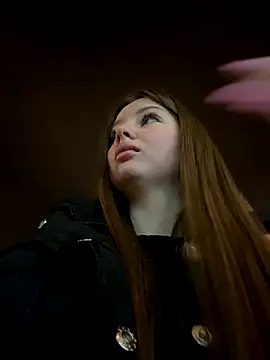 KrisMagnoly online show from 11/02/25, 05:51