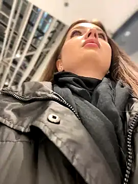 KrisMagnoly online show from 11/14/25, 04:32