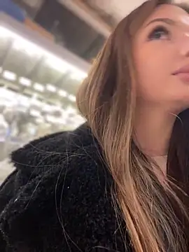 KrisMagnoly online show from 11/30/25, 05:25