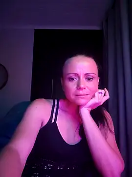 MrsBunnyBum online show from 04/07/26, 05:37