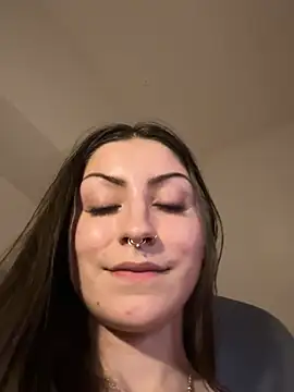 Snapshot of jade_369 chatting on 02/01/25, 04:14 jade 369 online show from 02/01/25, 04:14