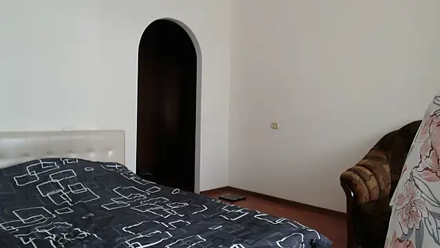 sensualEmilia online show from 11/01/25, 12:32