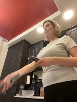 sensualEmilia online show from 02/26/26, 02:06