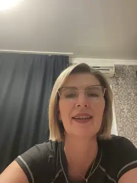 sensualEmilia online show from 02/27/26, 03:34