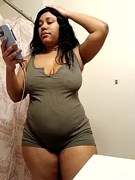 Snapshot of RavenWatts chatting on 01/30/25, 02:15 RavenWatts online show from 01/30/25, 02:15