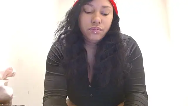 Snapshot of RavenWatts chatting on 01/15/25, 11:53 RavenWatts online show from 01/15/25, 11:53